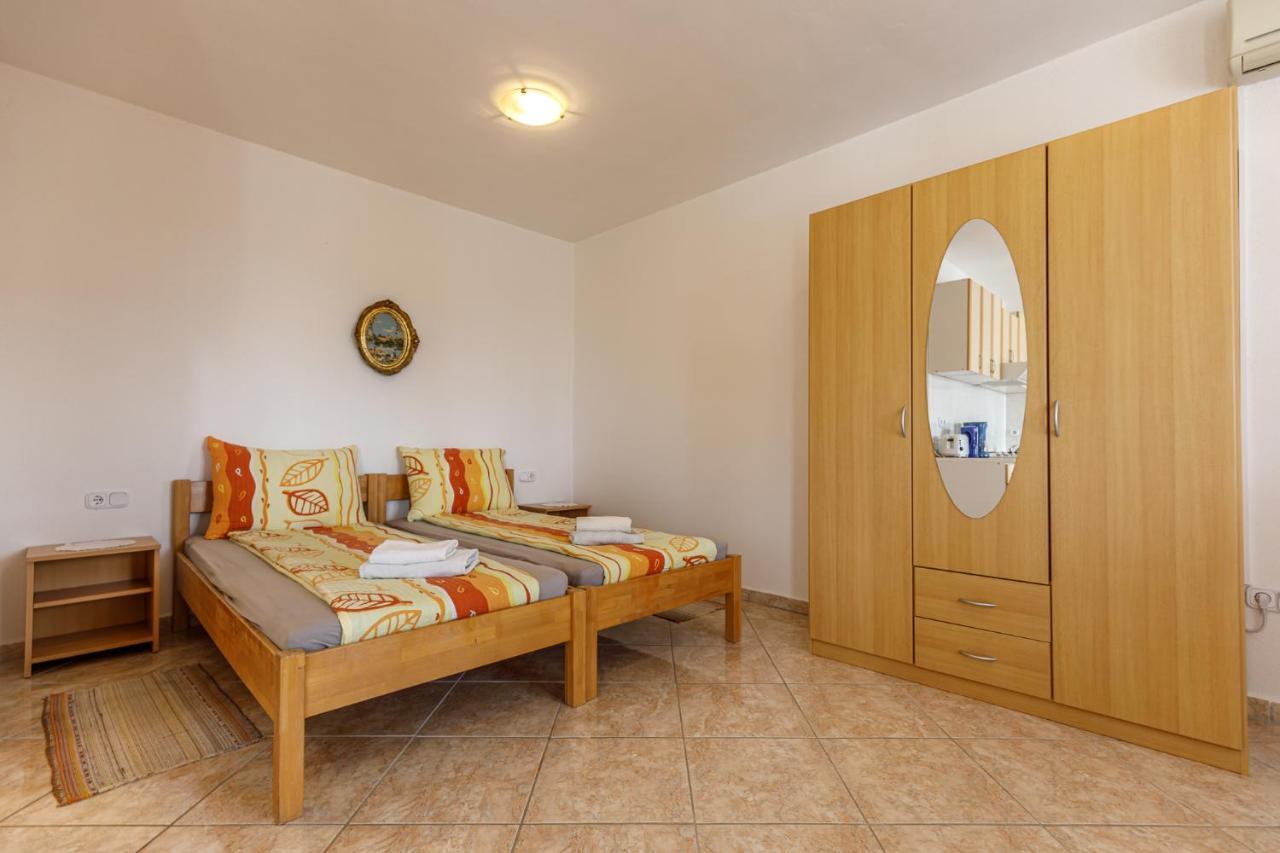 Ferienhaus Sascha In Poreč Exteriér fotografie