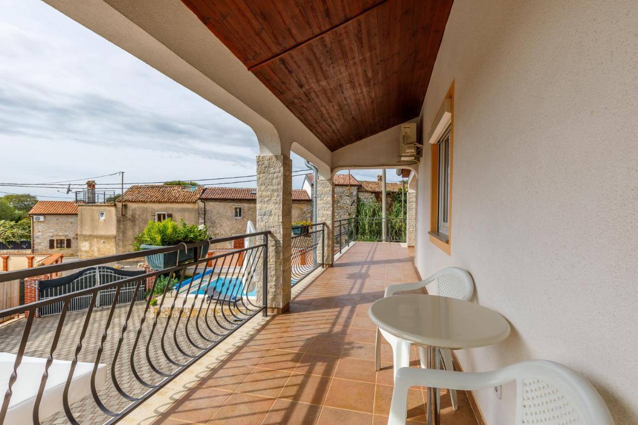 Ferienhaus Sascha In Poreč Exteriér fotografie